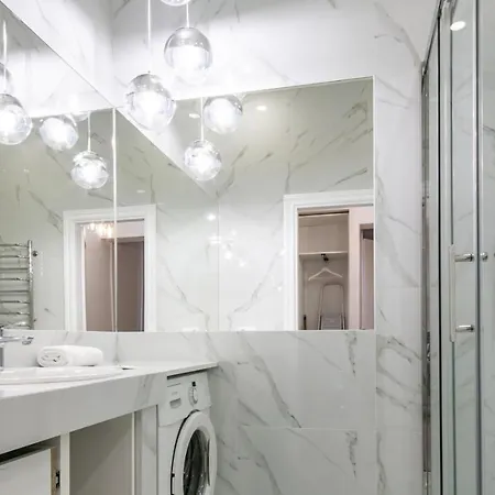 Avangard Deluxe Art Daire