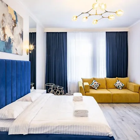 Avangard Deluxe Art Apartment *