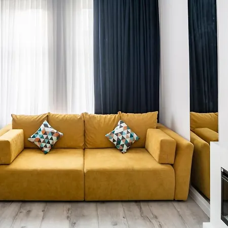 Avangard Deluxe Art * Lviv