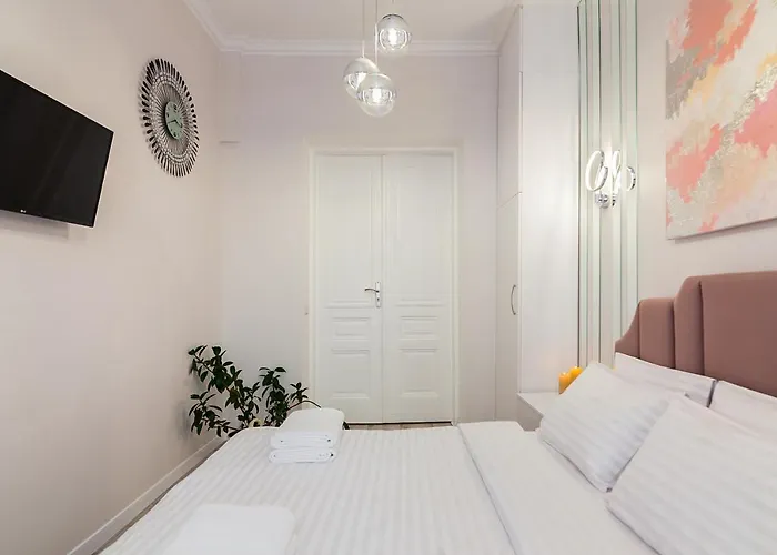 Avangard Deluxe Art Lviv