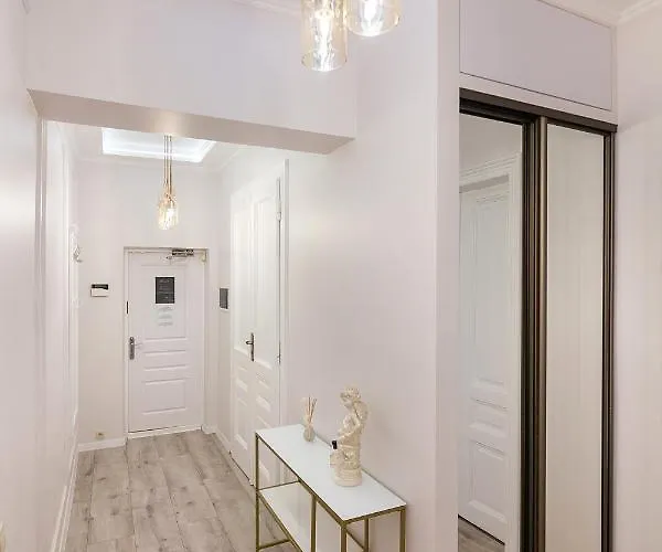 Avangard Deluxe Art Lviv